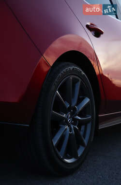 Хэтчбек Mazda 3 2024 в 