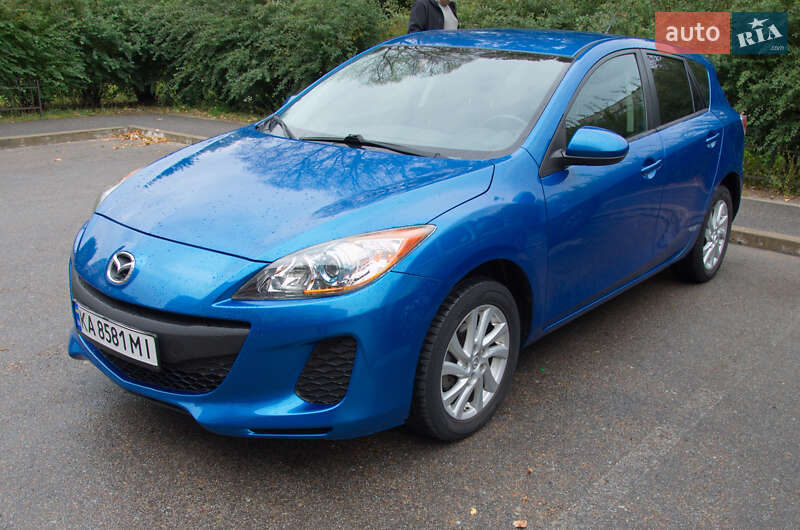 Хэтчбек Mazda 3 2011 в Киеве