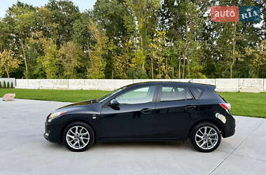 Хэтчбек Mazda 3 2013 в 