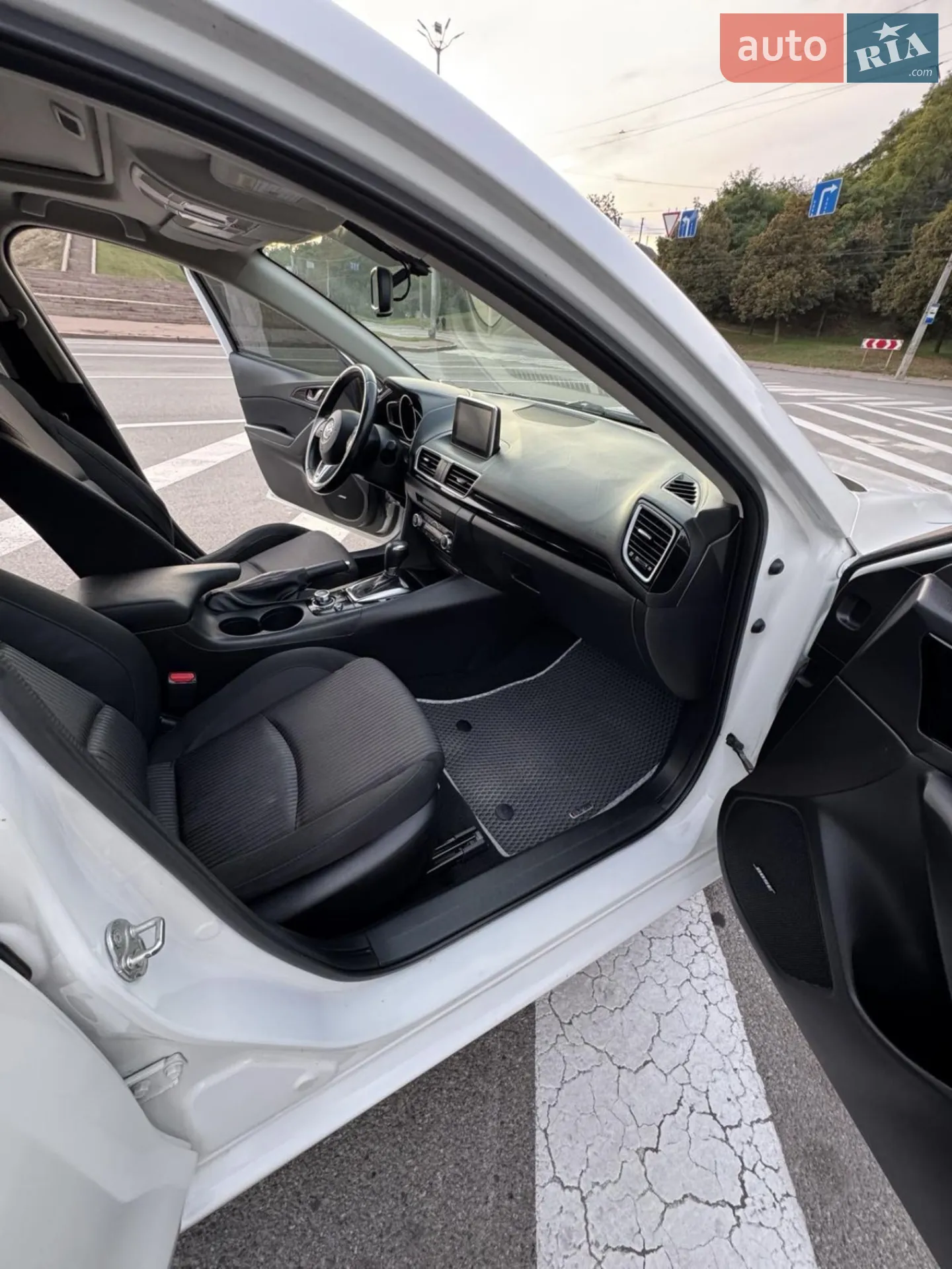 2016 Mazda 3 - мініатюра 12