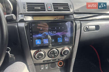 Хэтчбек Mazda 3 2007 в 