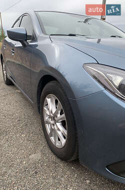 Седан Mazda 3 2014 в 