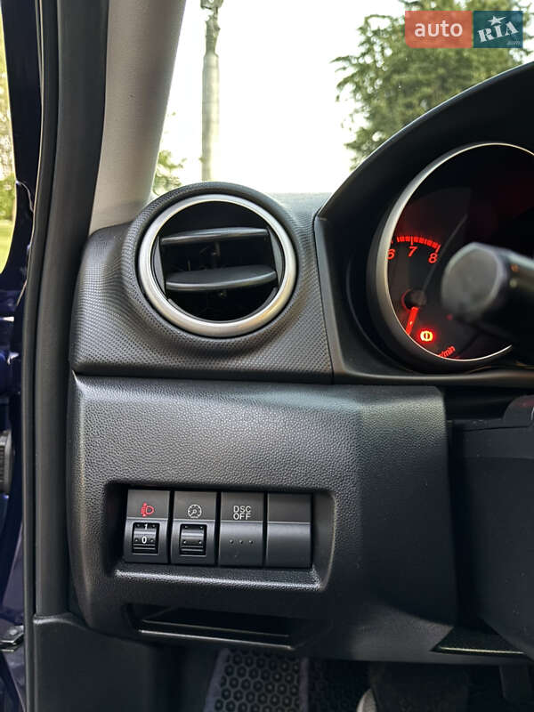 Хетчбек Mazda 3 2005 в Житомирі