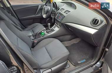 Седан Mazda 3 2010 в 