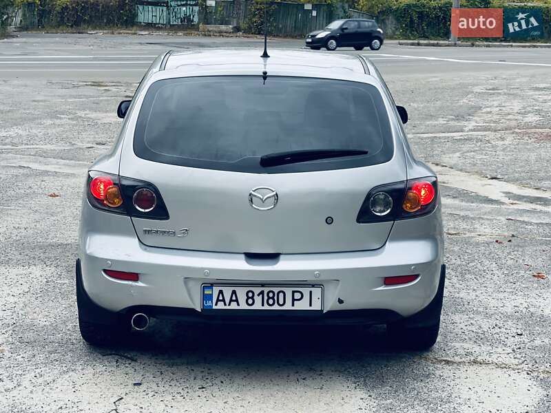 Хэтчбек Mazda 3 2005 в Киеве