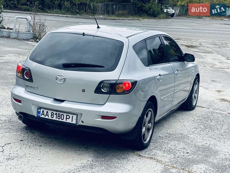 Хэтчбек Mazda 3 2005 в Киеве