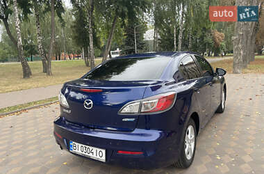 Седан Mazda 3 2012 в Лубнах