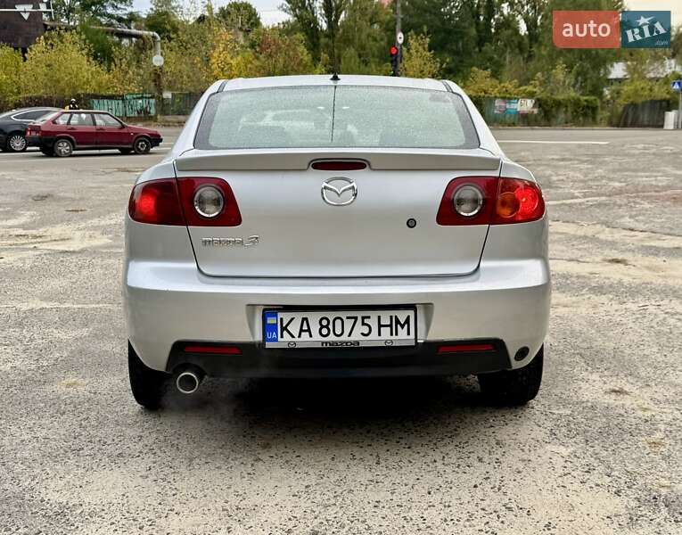 Седан Mazda 3 2006 в Киеве