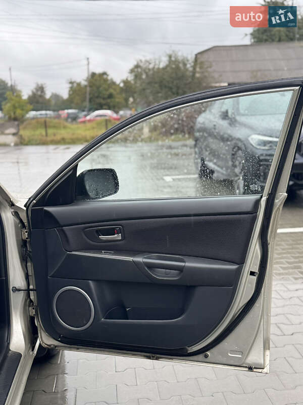 Седан Mazda 3 2007 в Виннице