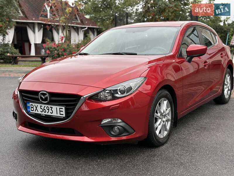 Хэтчбек Mazda 3 2015 в Виннице