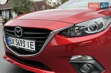 Хэтчбек Mazda 3 2015 в 