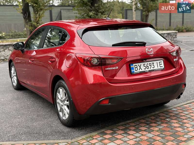 Хэтчбек Mazda 3 2015 в Виннице