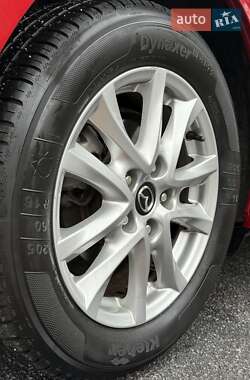 Хэтчбек Mazda 3 2015 в 