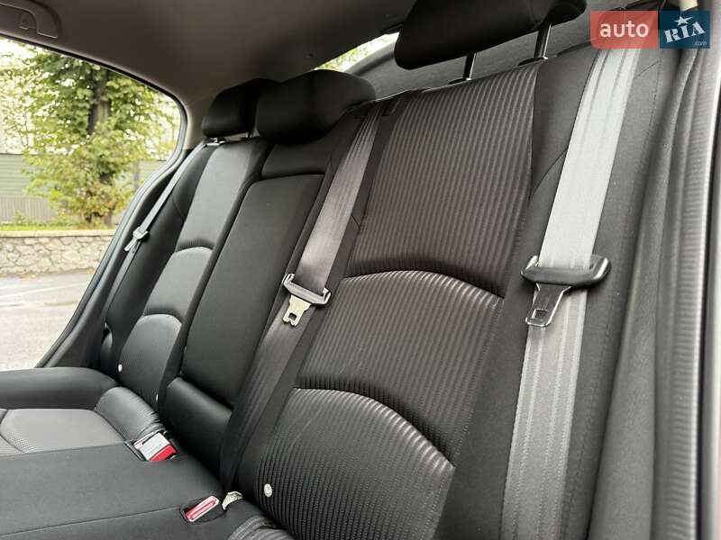 Хэтчбек Mazda 3 2015 в Виннице
