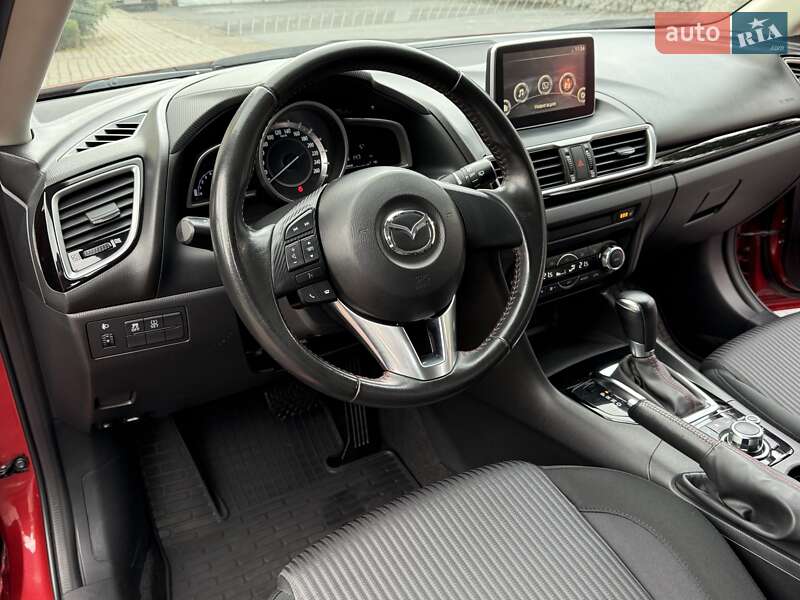 Хэтчбек Mazda 3 2015 в Виннице