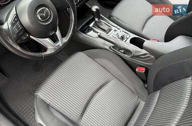 Хэтчбек Mazda 3 2015 в 