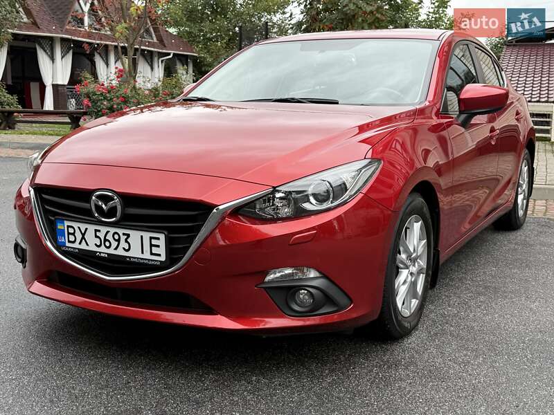 Хэтчбек Mazda 3 2015 в Виннице