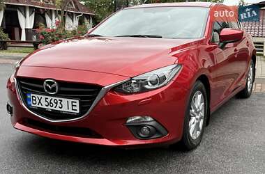 Хэтчбек Mazda 3 2015 в 