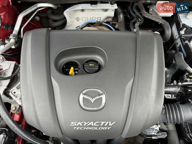 Хэтчбек Mazda 3 2015 в Виннице