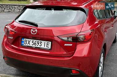 Хэтчбек Mazda 3 2015 в 