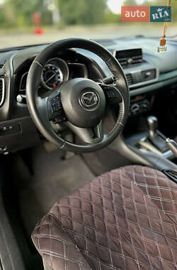 Седан Mazda 3 2014 в 