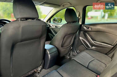 Седан Mazda 3 2014 в 