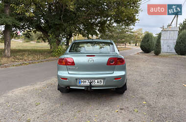 Седан Mazda 3 2003 в 