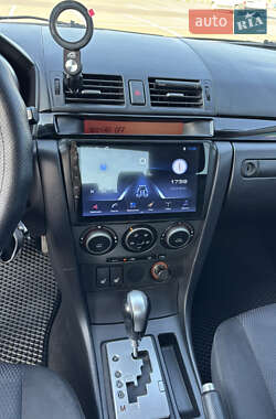Седан Mazda 3 2007 в 