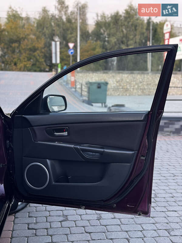 Седан Mazda 3 2007 в Тернополе