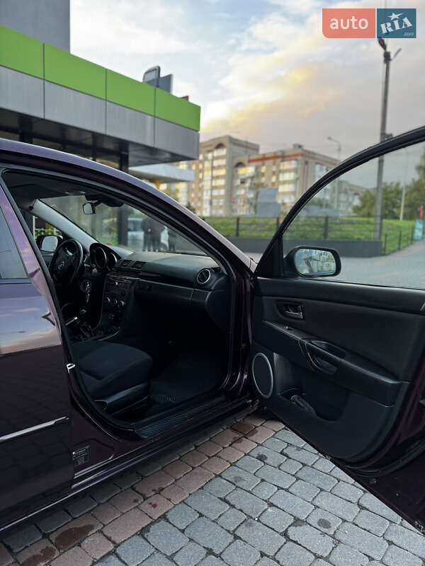 Седан Mazda 3 2007 в Тернополе