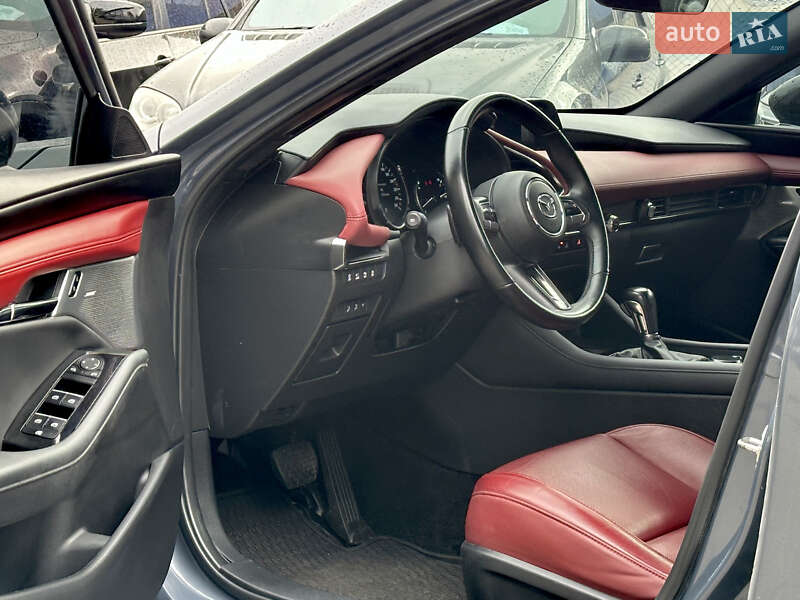 Хетчбек Mazda 3 2021 в Києві