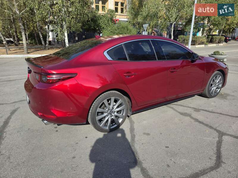 Седан Mazda 3 2021 в Днепре