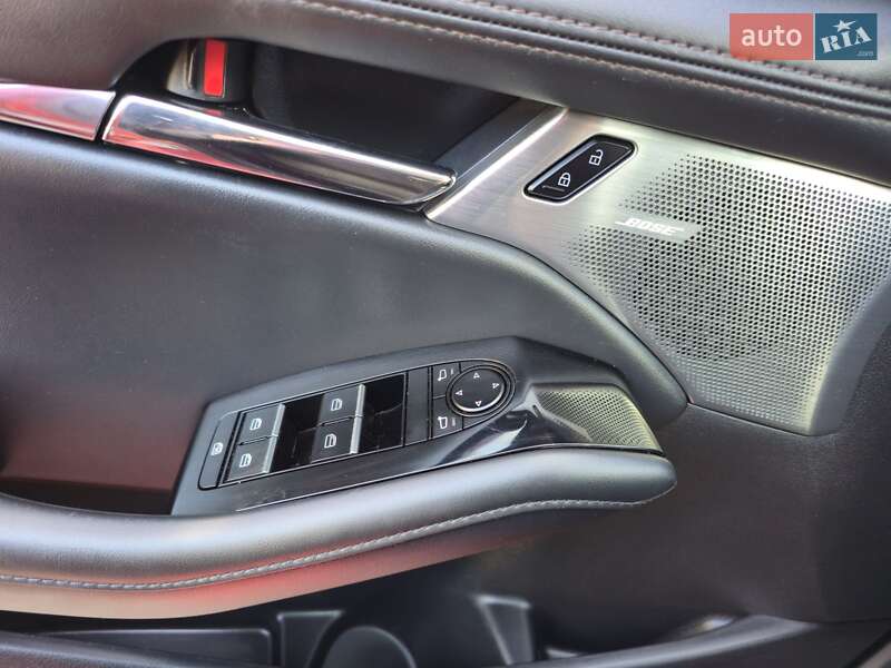 Седан Mazda 3 2021 в Днепре