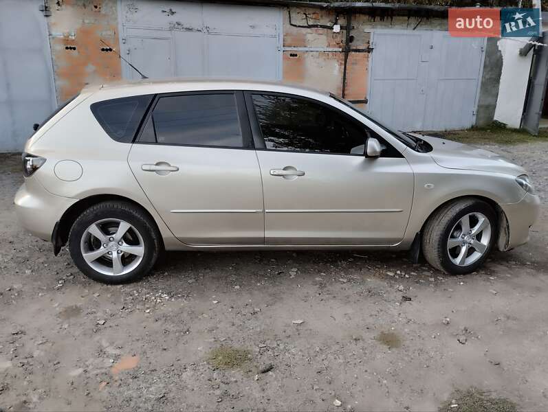 Хэтчбек Mazda 3 2005 в Лубнах