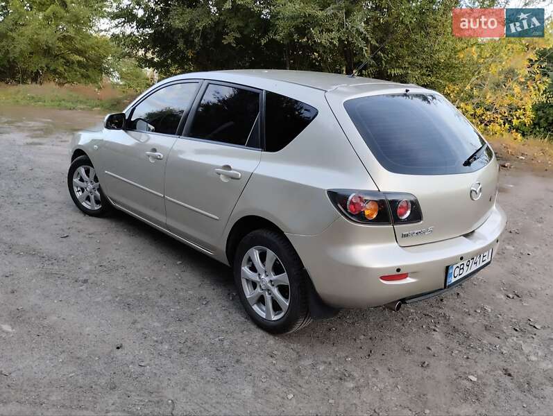 Хэтчбек Mazda 3 2005 в Лубнах