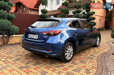 Хэтчбек Mazda 3 2018 в 