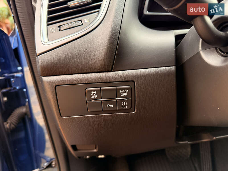 Хэтчбек Mazda 3 2018 в Мукачево