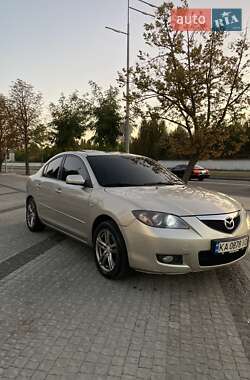 Седан Mazda 3 2006 в 