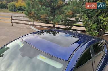 Седан Mazda 3 2013 в 