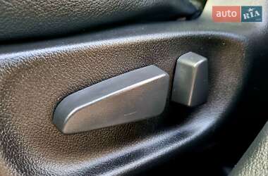Седан Mazda 3 2013 в 