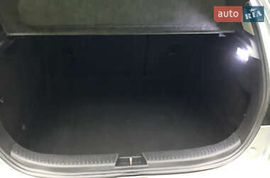Хэтчбек Mazda 3 2006 в 