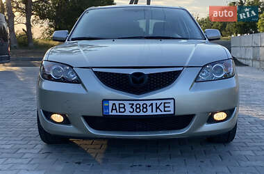 Седан Mazda 3 2004 в 