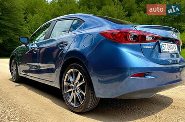 Седан Mazda 3 2018 в 