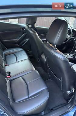 Седан Mazda 3 2018 в 