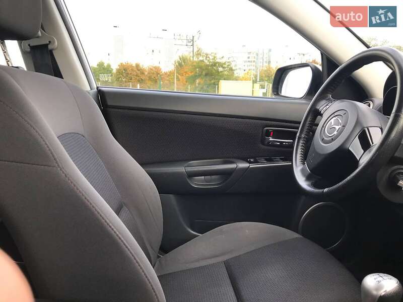 Хэтчбек Mazda 3 2008 в Запорожье
