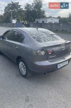 Седан Mazda 3 2006 в 