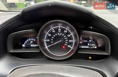 Седан Mazda 3 2017 в 