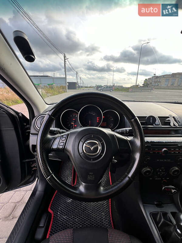 Хетчбек Mazda 3 2004 в Львові