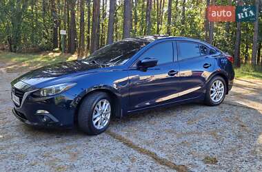Седан Mazda 3 2015 в 