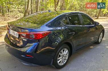 Седан Mazda 3 2015 в 